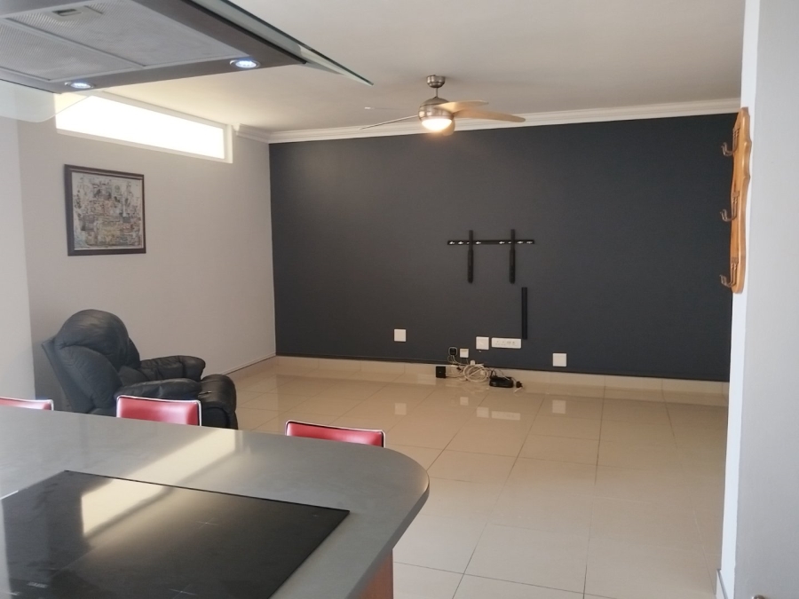 2 Bedroom Property for Sale in Summerstrand Eastern Cape